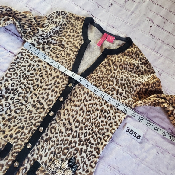 Charlotte Tarantola Leopard Print Embellished Cardigan Sweater Silk Angora Small - Picture 9 of 11